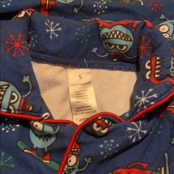 Boys pj’s bundle - Picture 2 of 4